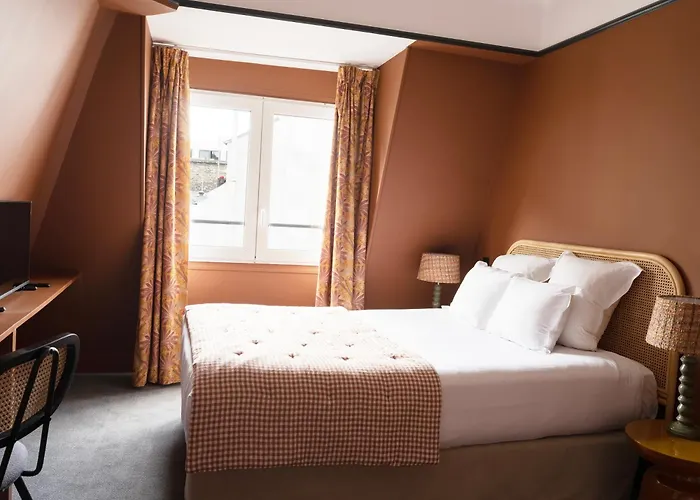 Hotel Des Batignolles
